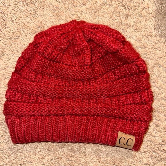 Womens CC fall beanie bundle - Picture 2 of 5